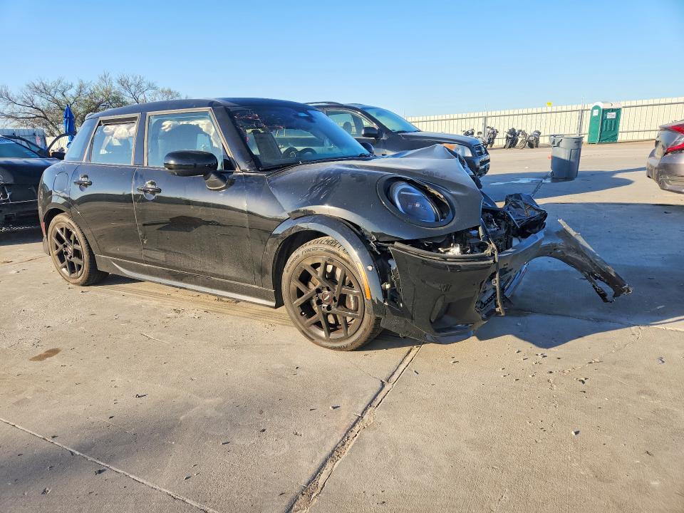 Продаж на аукціоні авто 2025 Mini Cooper, vin: WMW53GD04S2W65276, номер лоту: 46762126