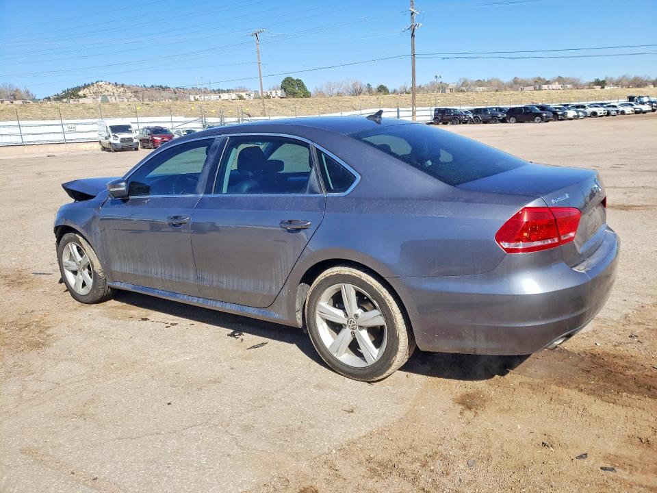 46232426 :رقم المزاد ، 1VWBP7A37DC008328 vin ، 2013 Volkswagen Passat مزاد بيع