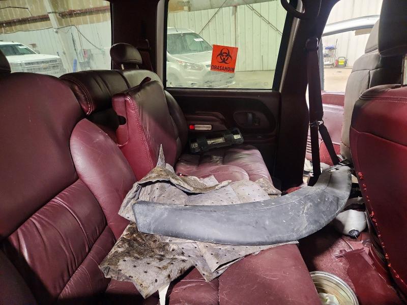 41777646 :رقم المزاد ، 1GKEK13R9XJ725251 vin ، 1999 Gmc Yukon مزاد بيع