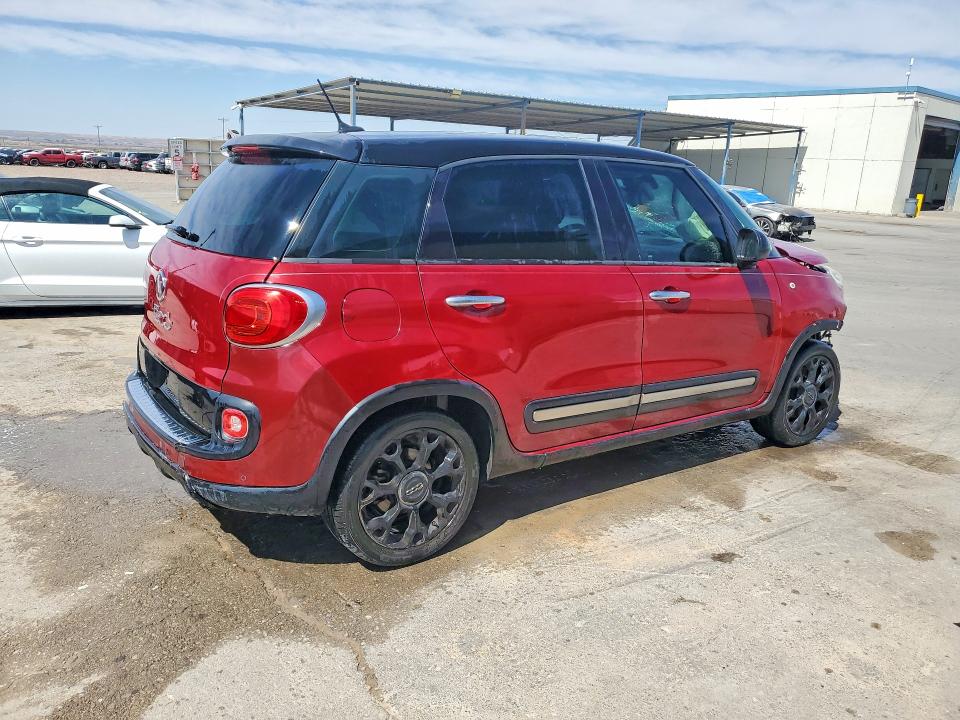 41839296 :رقم المزاد ، ZFBCFADH4GZ037434 vin ، 2016 Fiat 500l مزاد بيع