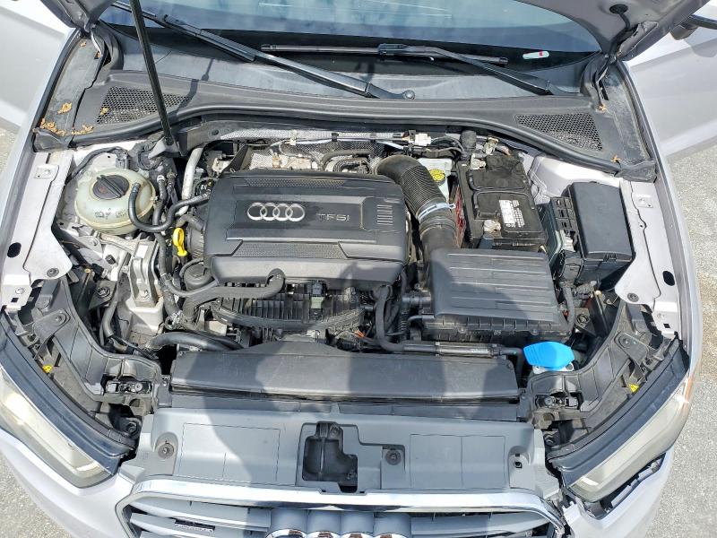 Продажа на аукционе авто 2015 Audi A3, vin: WAUBFGFF9F1012210, номер лота: 48316726