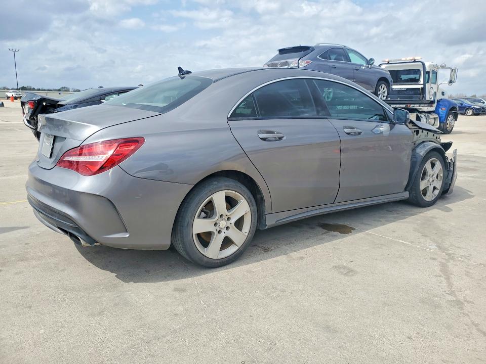 79966615 :رقم المزاد ، WDDSJ4EB6FN190699 vin ، 2015 Mercedes-benz C-class مزاد بيع