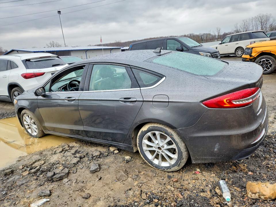 2019 Ford Fusion მანქანა იყიდება აუქციონზე, vin: 3FA6P0LU0KR204715, აუქციონის ნომერი: 46878006
