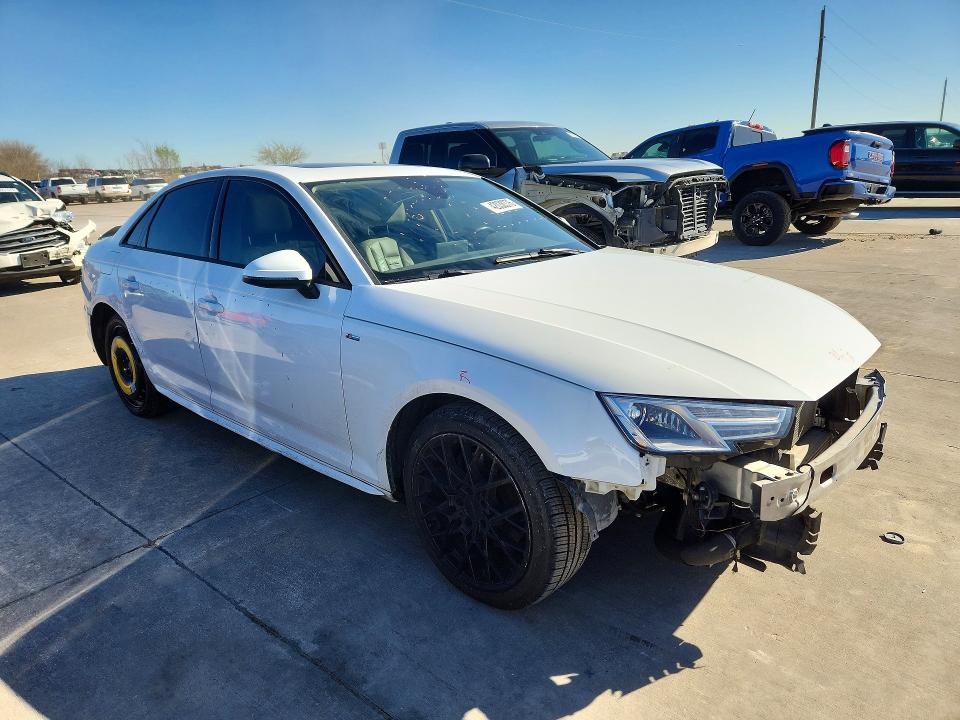 Продажа на аукционе авто 2018 Audi A4, vin: WAUKMAF40JA076470, номер лота: 42038376