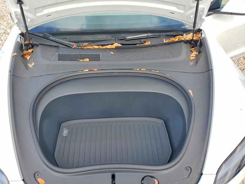 45824766 :رقم المزاد ، 5YJ3E1EA3TF136389 vin ، 2026 Tesla Model 3 مزاد بيع