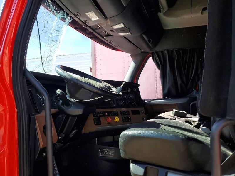 Продажа на аукционе авто 2022 Freigliner Cascadia 126, vin: 3AKJHHDR3NSMZ4152, номер лота: 47305616