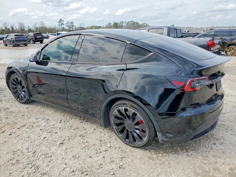 Продажа на аукционе авто 2022 Tesla Model Y, vin: 7SAYGDEF4NF454587, номер лота: 42024006
