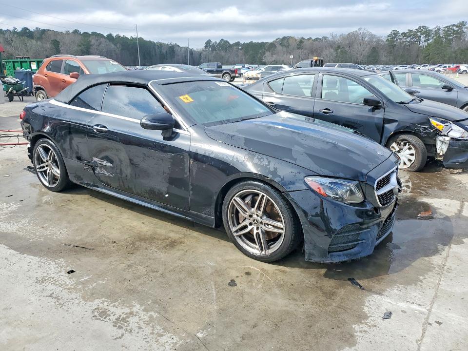 79730165 :رقم المزاد ، WDD1K6FB4JF026390 vin ، 2018 Mercedes-benz E مزاد بيع