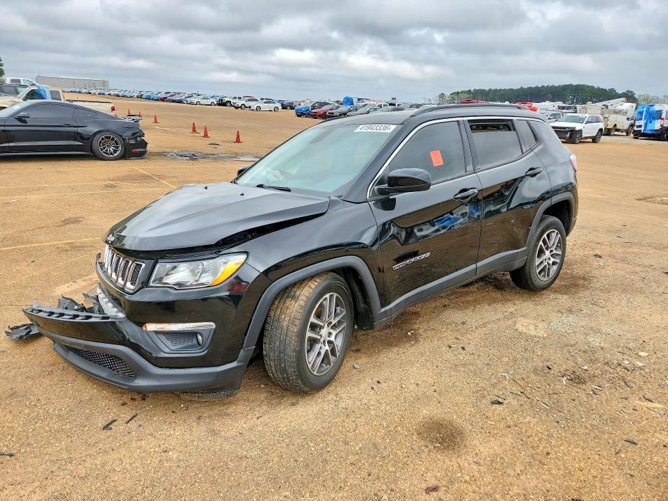 46303486 :رقم المزاد ، 3C4NJCBBXHT661357 vin ، 2017 Jeep Compass مزاد بيع