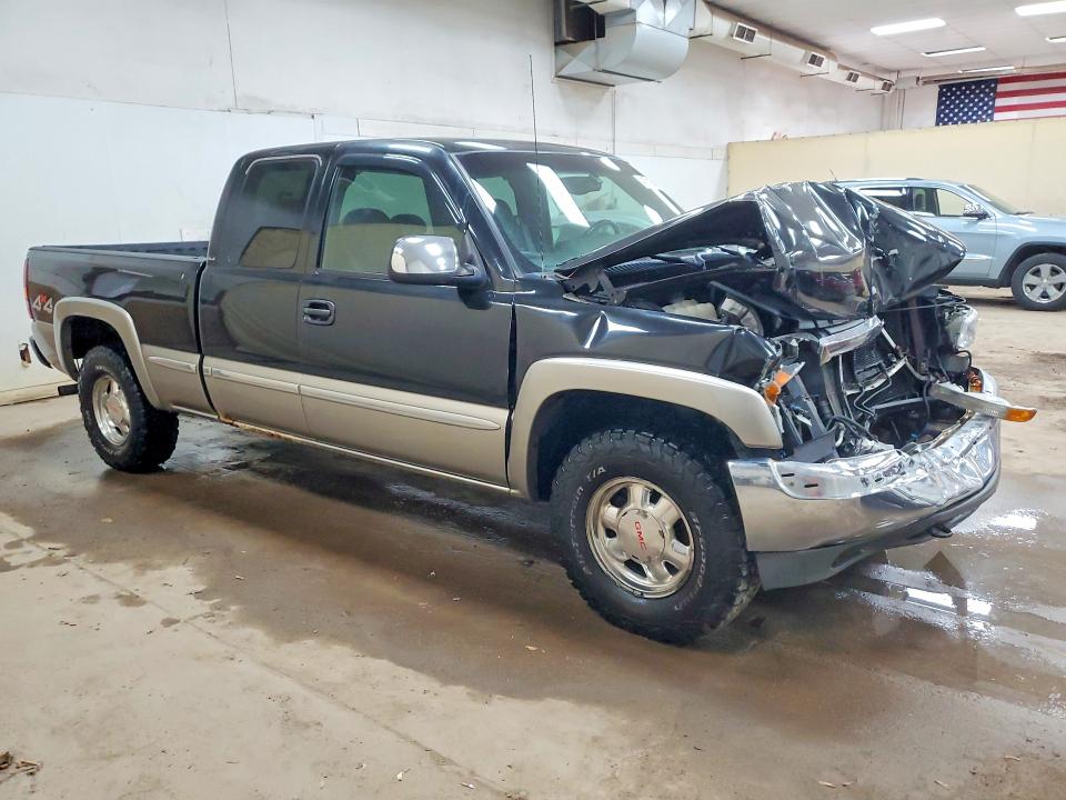 46212666 :رقم المزاد ، 2GTEK19T521124775 vin ، 2002 Gmc New Sierra مزاد بيع