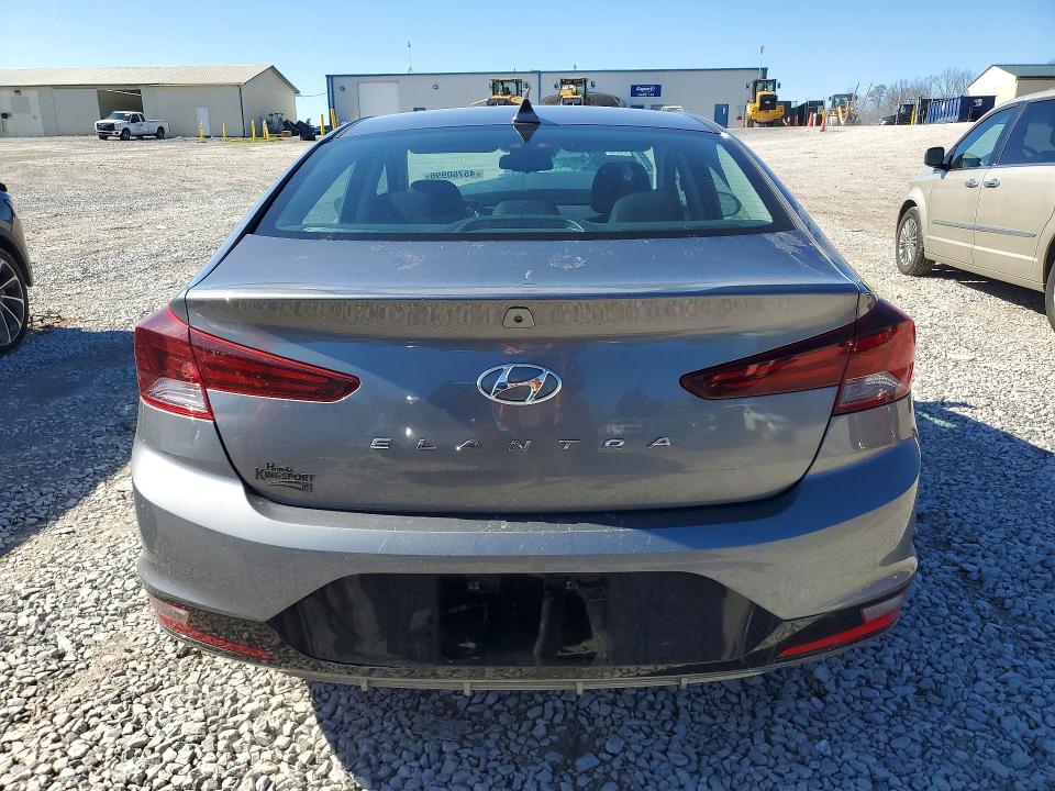 2020 Hyundai Elantra მანქანა იყიდება აუქციონზე, vin: 5NPD84LF2LH524615, აუქციონის ნომერი: 45760996