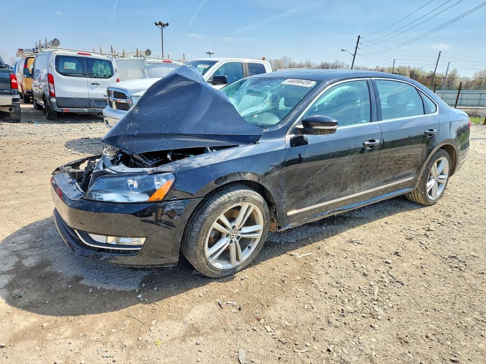 46898426 :رقم المزاد ، 1VWCS7A33EC007536 vin ، 2014 Volkswagen Passat مزاد بيع