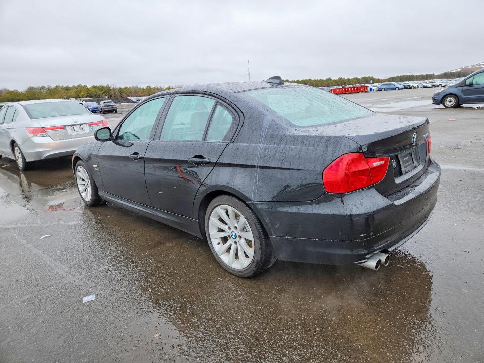 75820905 :رقم المزاد ، WBAPK5C59BA656351 vin ، 2011 Bmw 328 مزاد بيع