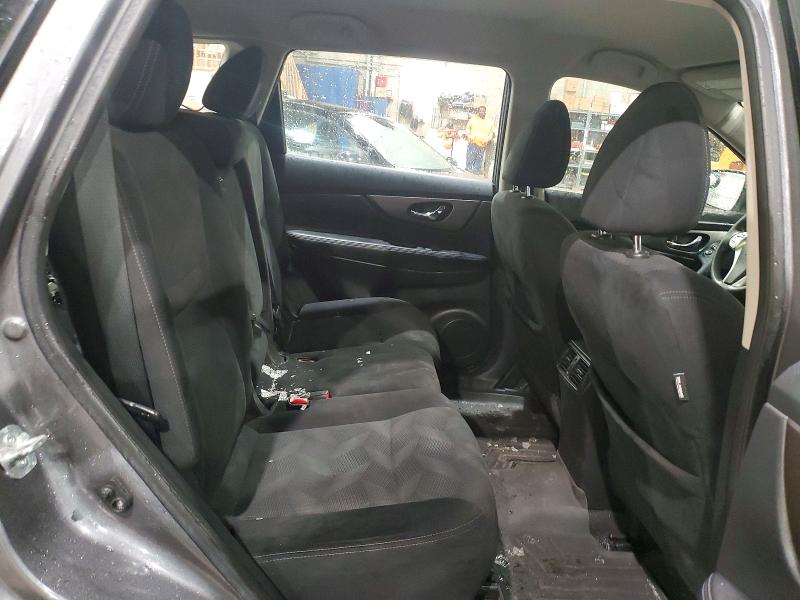 45670046 :رقم المزاد ، 5N1AT2MT8FC762944 vin ، 2015 Nissan Rogue مزاد بيع