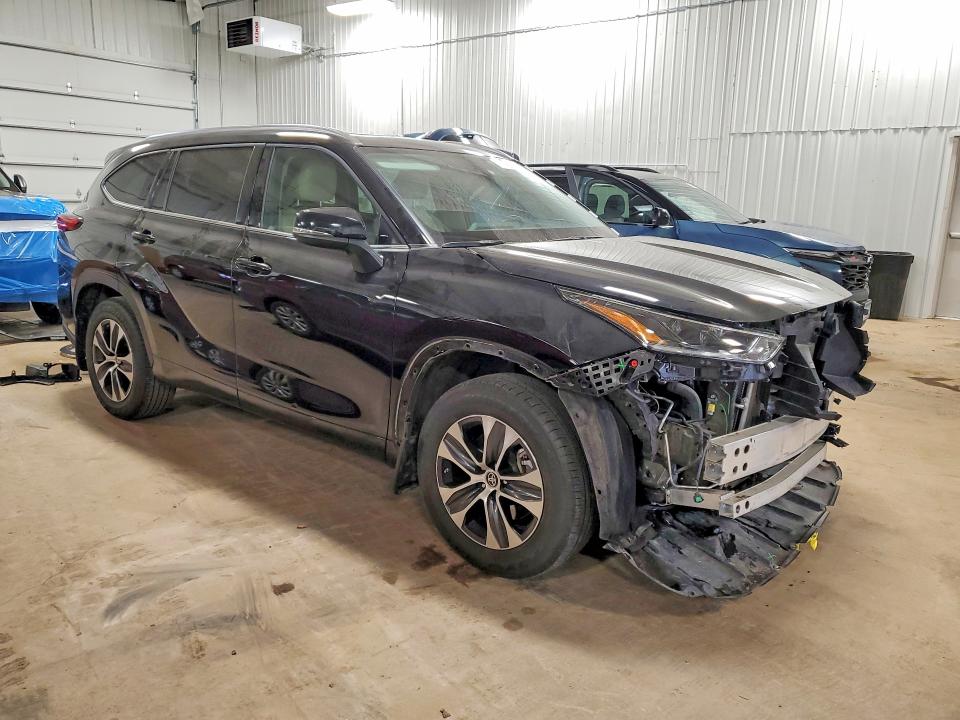 Продаж на аукціоні авто 2021 Toyota Highlander, vin: 5TDHZRBH1MS540783, номер лоту: 41767466