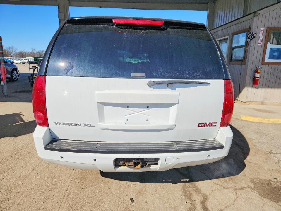 79253445 :رقم المزاد ، 1GKFC160X7J270862 vin ، 2007 Gmc Yukon Xl مزاد بيع