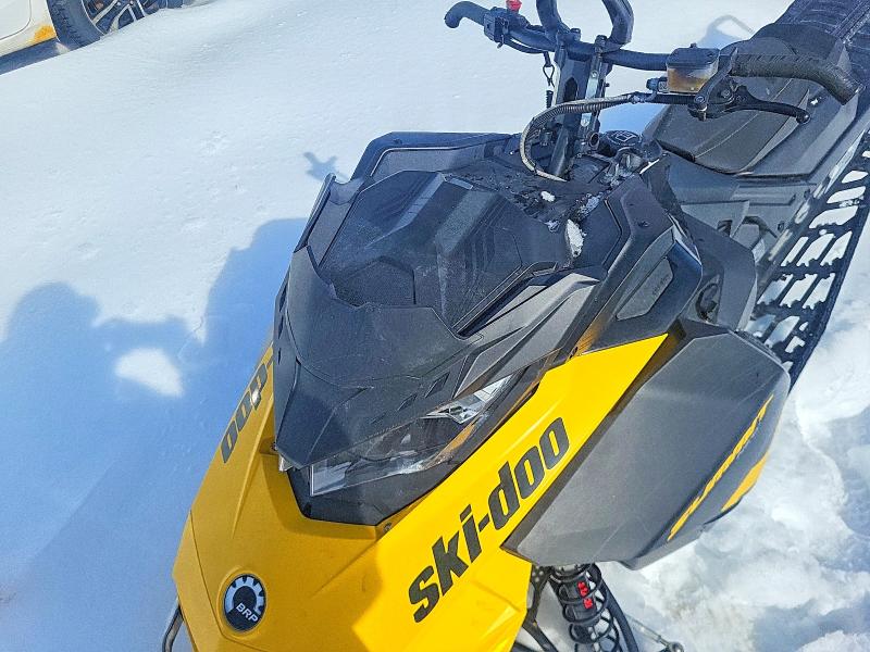46501286 :رقم المزاد ، 2BPSTVPA6PV000121 vin ، 2023 Ski-doo Snowmobile مزاد بيع