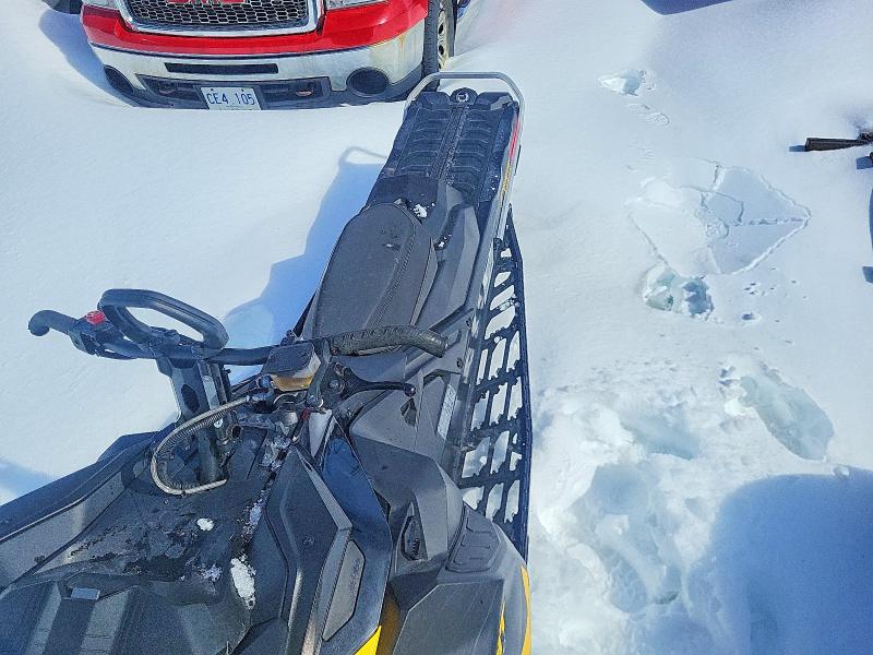 46501286 :رقم المزاد ، 2BPSTVPA6PV000121 vin ، 2023 Ski-doo Snowmobile مزاد بيع