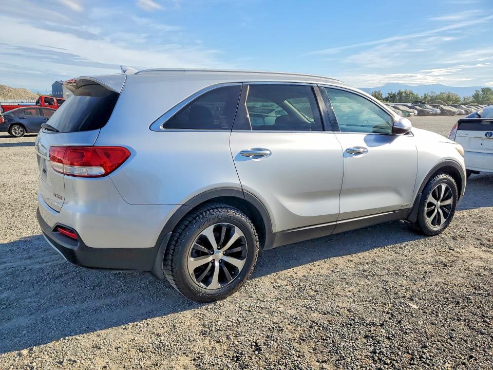 47474776 :رقم المزاد ، 5XYPHDA11GG030800 vin ، 2016 Kia Sorento مزاد بيع