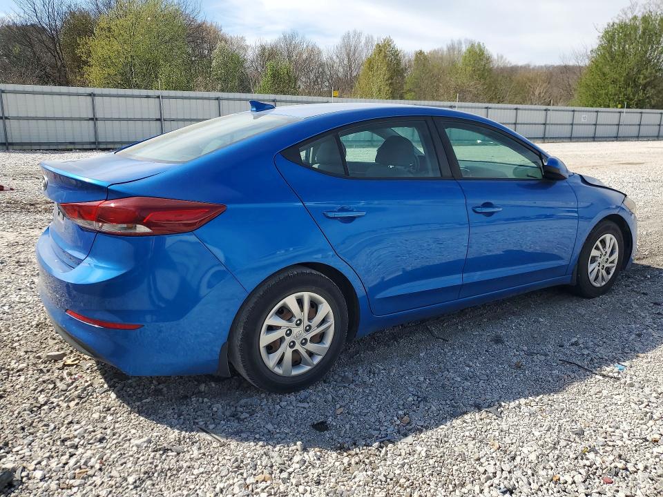 2017 Hyundai Elantra მანქანა იყიდება აუქციონზე, vin: KMHD74LFXHU424712, აუქციონის ნომერი: 47222836