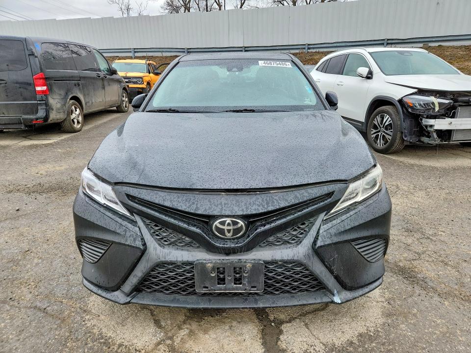 Продаж на аукціоні авто 2018 Toyota Camry, vin: 4T1B11HK3JU536609, номер лоту: 46875486
