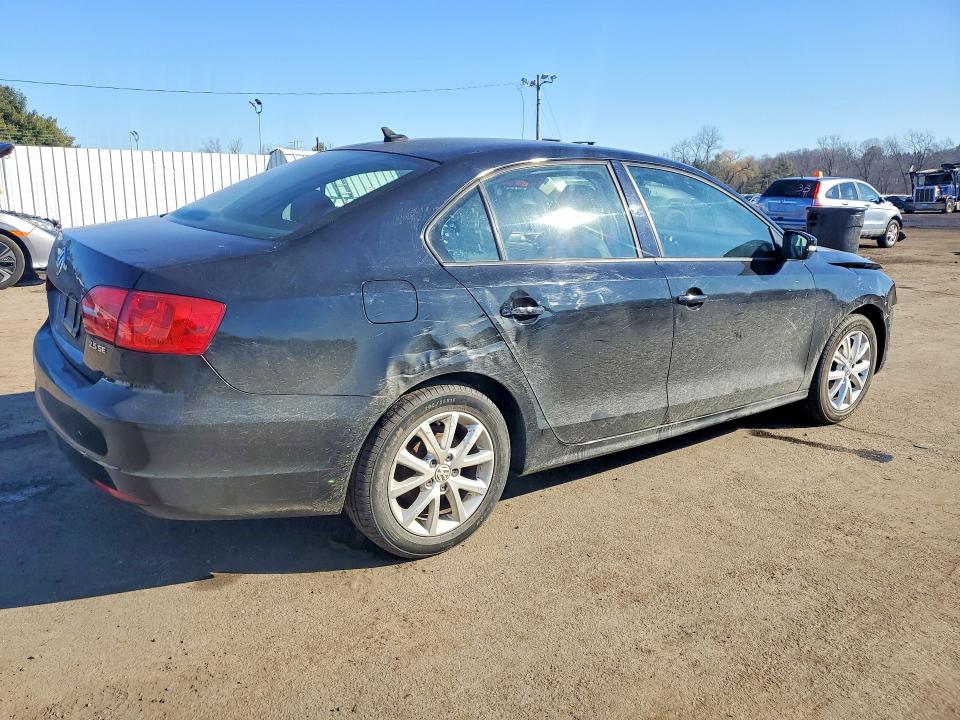 2011 Volkswagen Jetta მანქანა იყიდება აუქციონზე, vin: 3VWDX7AJ9BM013386, აუქციონის ნომერი: 41909276