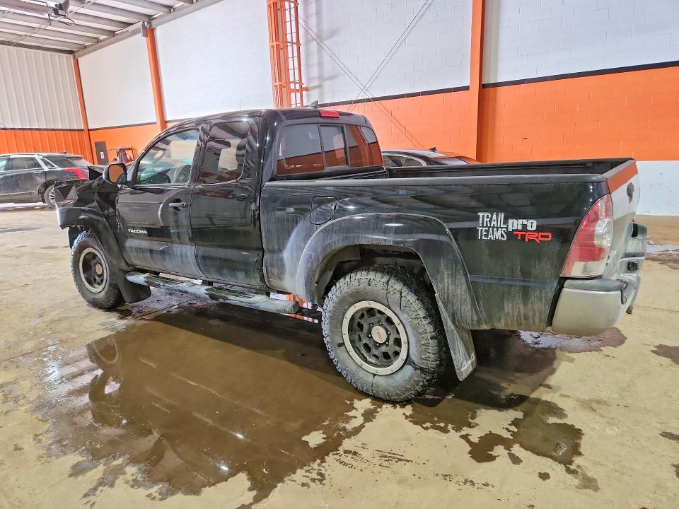 Продажа на аукционе авто 2015 Toyota Tacoma, vin: 5TFUU4EN8FX117102, номер лота: 47256756
