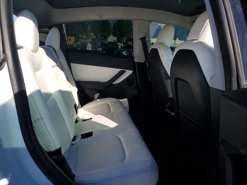 2020 Tesla Model Y მანქანა იყიდება აუქციონზე, vin: 5YJYGDEE1LF042743, აუქციონის ნომერი: 41985596