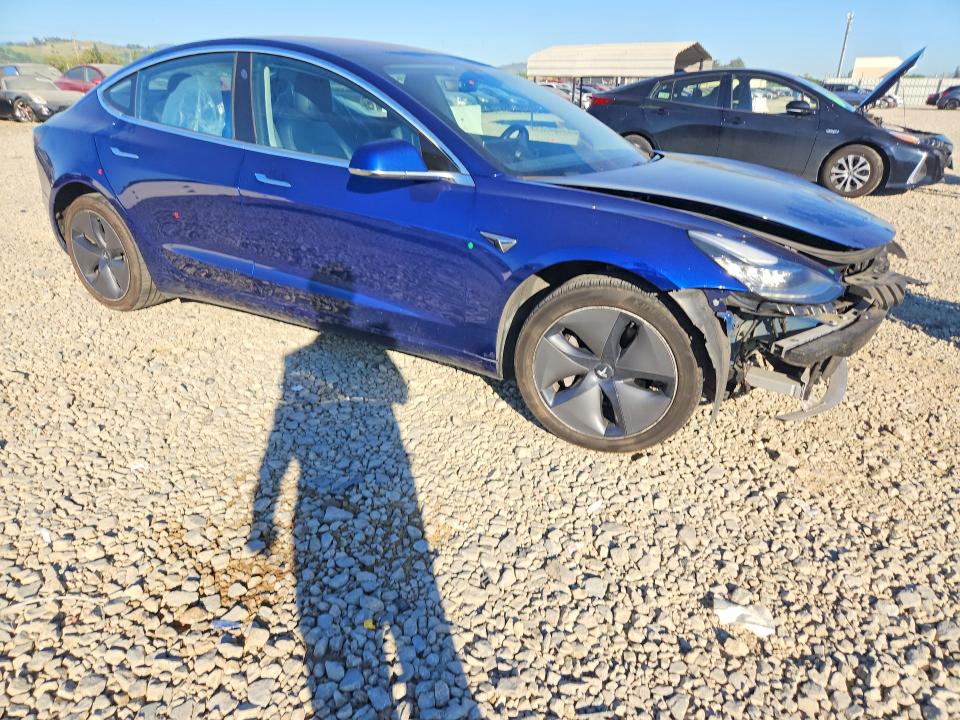 Продаж на аукціоні авто 2018 Tesla Model 3, vin: 5YJ3E1EA7JF076663, номер лоту: 45927436