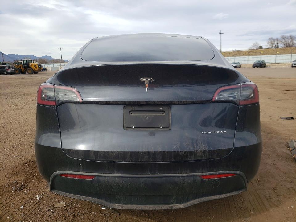 79642035 :رقم المزاد ، 7SAYGDEEXRF160821 vin ، 2024 Tesla Model Y مزاد بيع