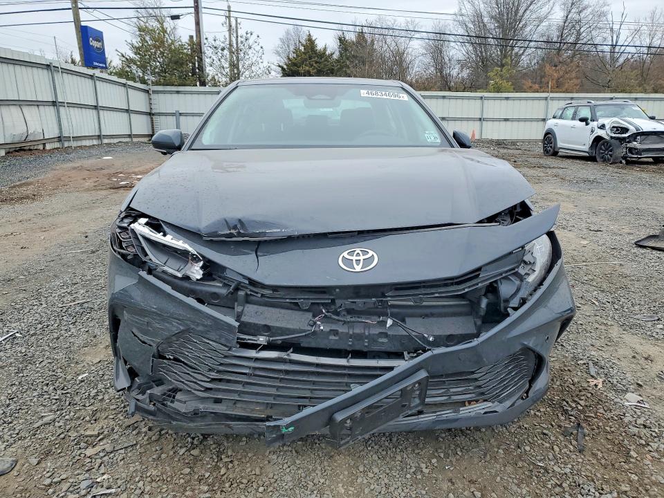 46834696 :رقم المزاد ، 4T1DBADK4SU013547 vin ، 2025 Toyota Camry مزاد بيع