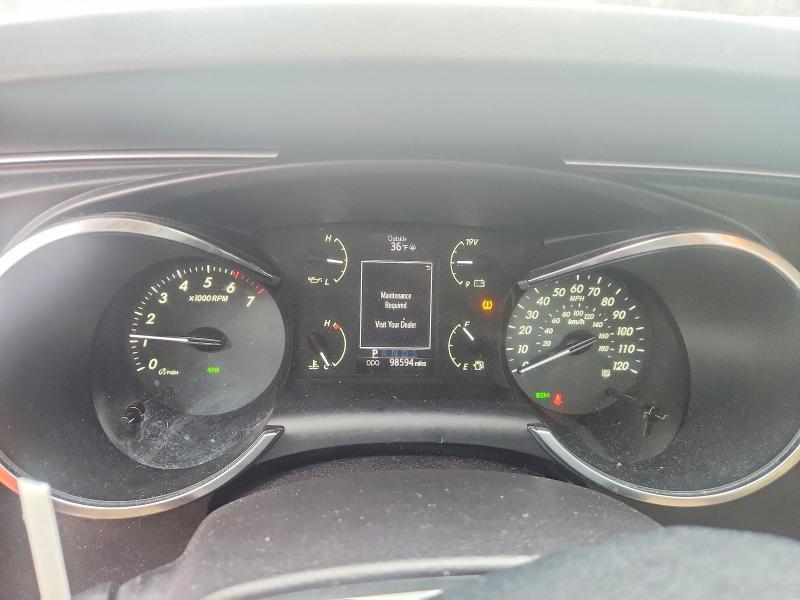 Продаж на аукціоні авто 2018 Toyota Sequoia, vin: 5TDBY5G19JS164472, номер лоту: 79706005
