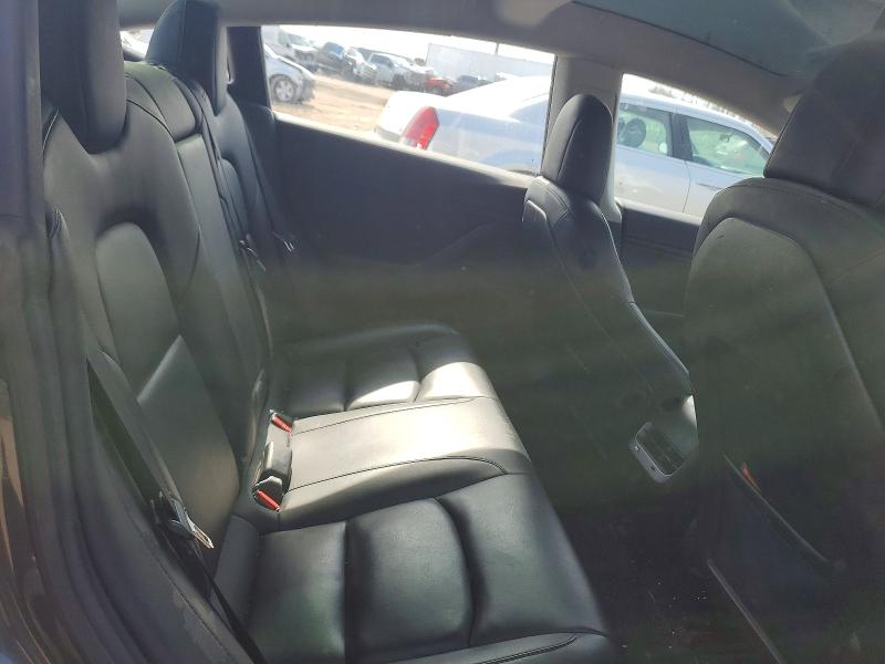 47703436 :رقم المزاد ، 5YJ3E1EB3JF054815 vin ، 2018 Tesla Model 3 مزاد بيع