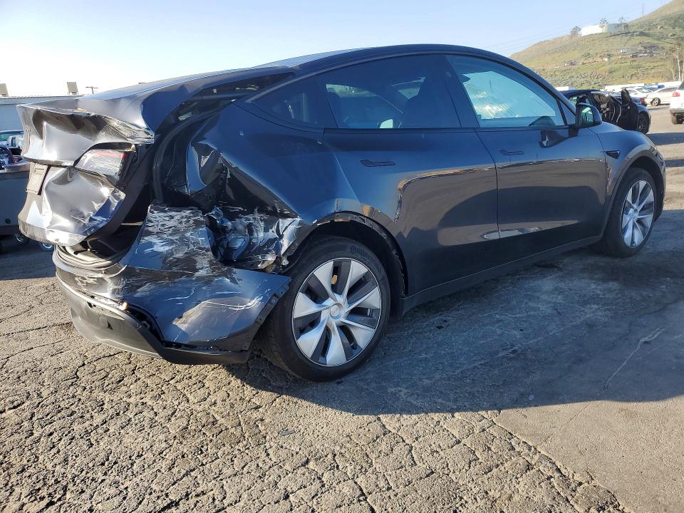 79760665 :رقم المزاد ، 7SAYGDED6RF042997 vin ، 2024 Tesla Model Y مزاد بيع