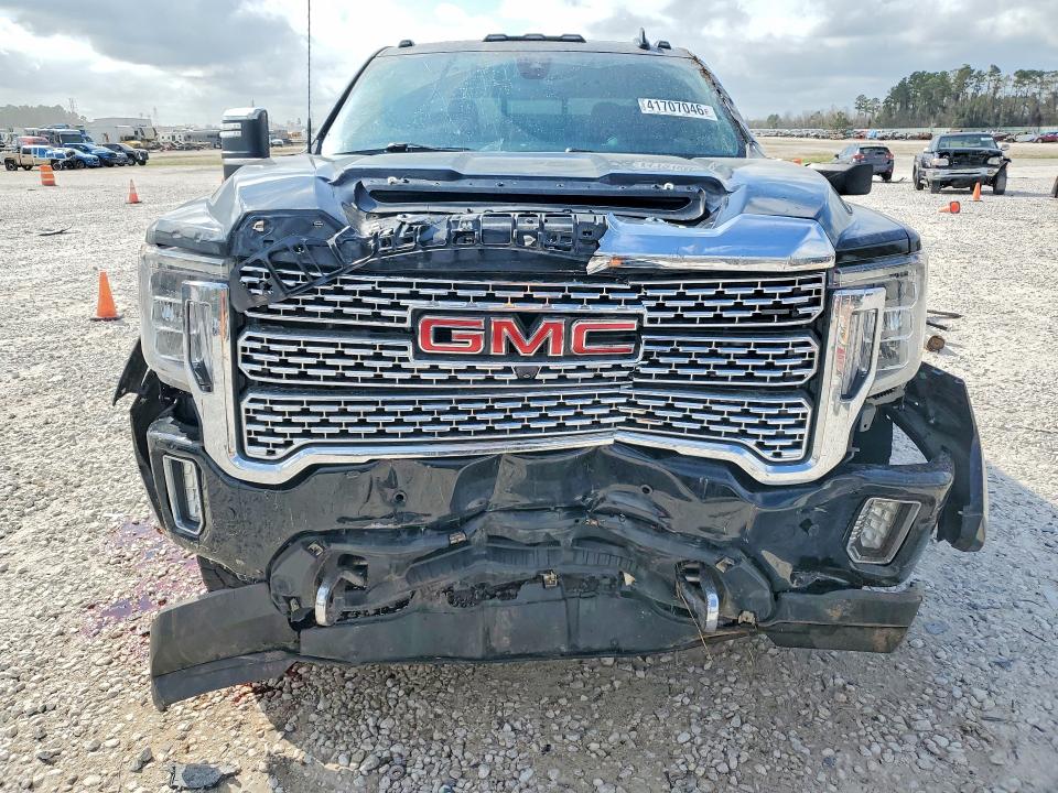 41707046 :رقم المزاد ، 1GT49REY7NF245036 vin ، 2022 Gmc Sierra مزاد بيع