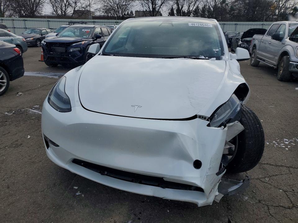 2023 Tesla Model Y მანქანა იყიდება აუქციონზე, vin: 7SAYGDEE3PF666889, აუქციონის ნომერი: 46128646