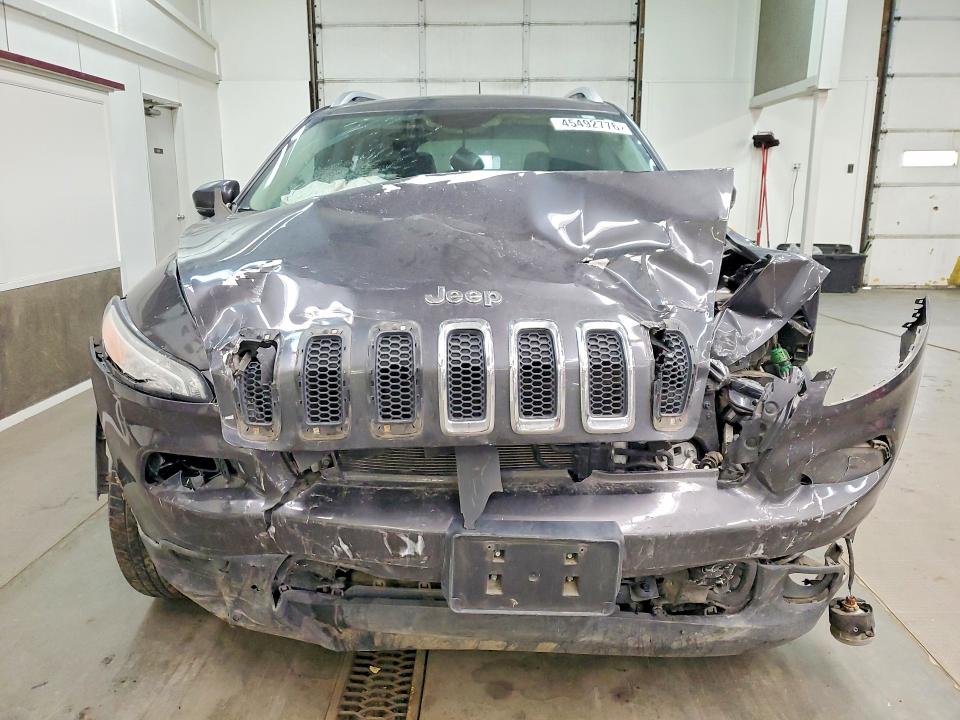 Продажа на аукционе авто 2017 Jeep Cherokee, vin: 1C4PJMCS7HW565595, номер лота: 45492776