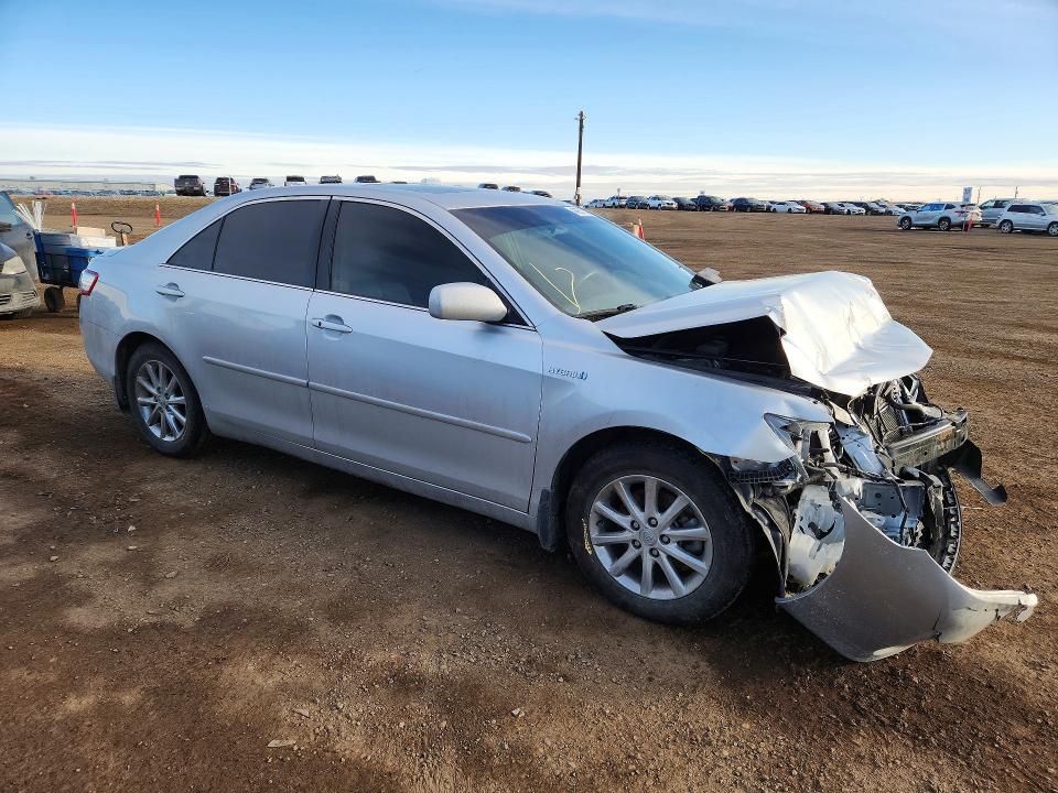 46957776 :رقم المزاد ، 4T1BB3EK0AU114990 vin ، 2010 Toyota Camry Hybrid 4dr مزاد بيع