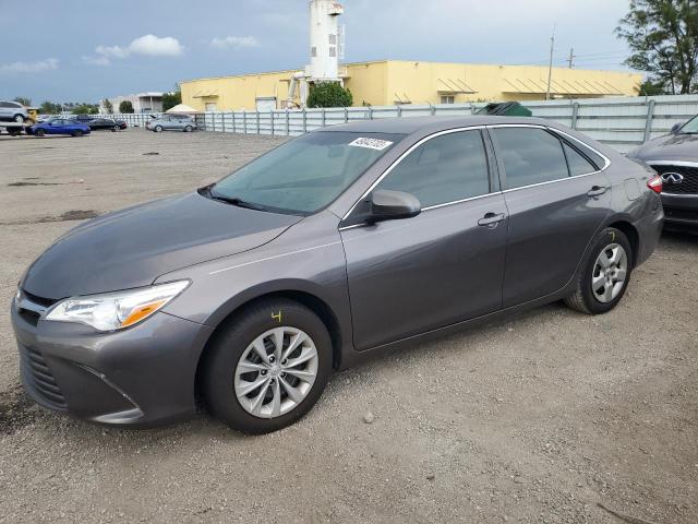 2016 Toyota Camry Le მანქანა იყიდება აუქციონზე, vin: 4T1BF1FK8GU221463, აუქციონის ნომერი: 49043703