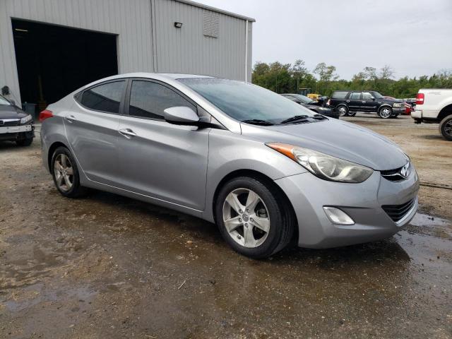 49561283 :رقم المزاد ، KMHDH4AE0DU928817 vin ، 2013 Hyundai Elantra Gls مزاد بيع