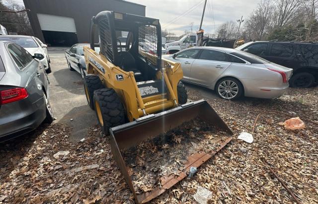 48549663 :رقم المزاد ، KV0250A250800 vin ، 2010 John Deere Skid Steer مزاد بيع