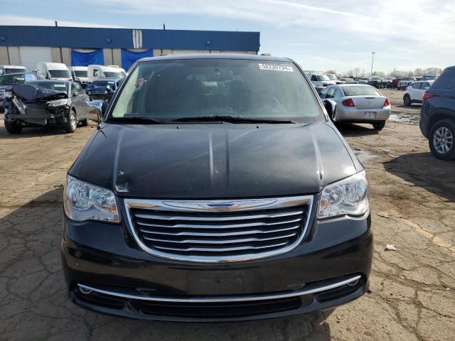 52239734 :رقم المزاد ، 2C4RC1CG5FR655640 vin ، 2015 Chrysler Town & Country Touring L مزاد بيع