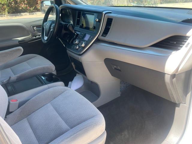 Продаж на аукціоні авто 2015 Toyota Sienna Le, vin: 5TDKK3DC3FS547083, номер лоту: 52776834