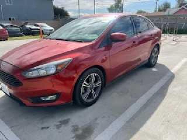 49672754 :رقم المزاد ، 1FADP3FE6JL268977 vin ، 2018 Ford Focus Se مزاد بيع