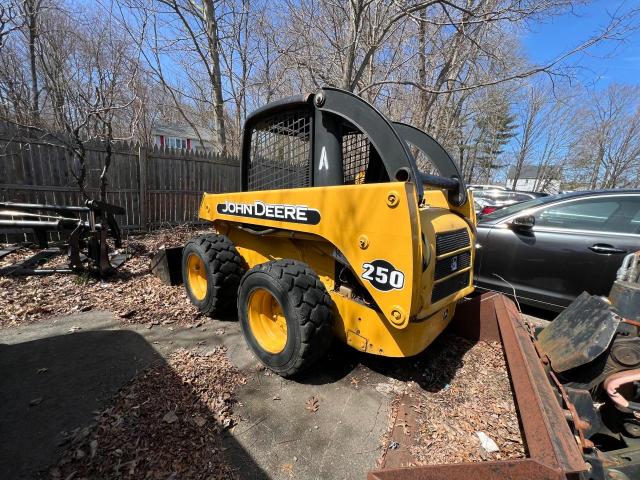 50524944 :رقم المزاد ، KV0250A250800 vin ، 2010 John Deere 250 مزاد بيع