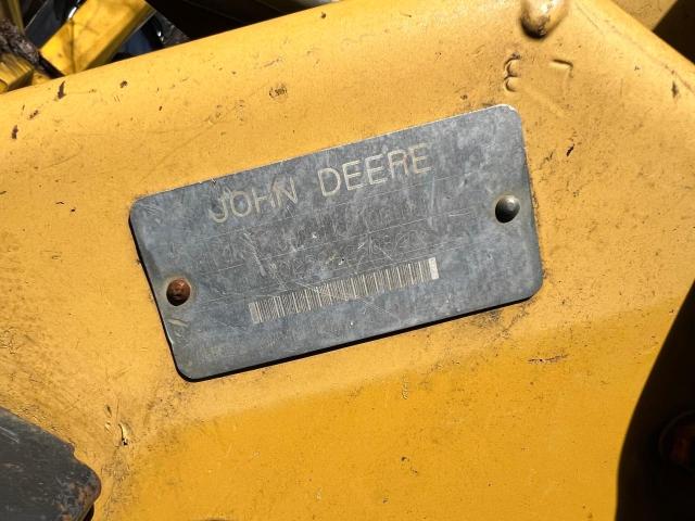 50524944 :رقم المزاد ، KV0250A250800 vin ، 2010 John Deere 250 مزاد بيع