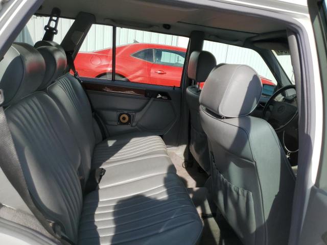 50988104 :رقم المزاد ، WDBEA92E2SF296279 vin ، 1995 Mercedes-benz E 320 مزاد بيع