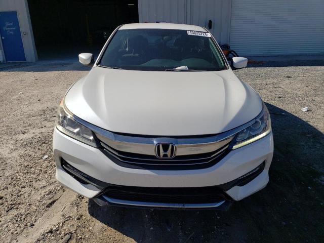 49825724 :رقم المزاد ، 1HGCR2F5XHA028333 vin ، 2017 Honda Accord Sport مزاد بيع