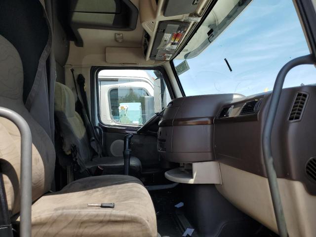 51882504 :رقم المزاد ، 4V4NC9EH2EN152537 vin ، 2014 Volvo Vn Vnl مزاد بيع