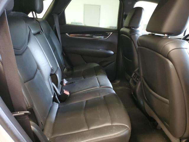 50813934 :رقم المزاد ، 1GYKNCRS8LZ151548 vin ، 2020 Cadillac Xt5 Premium Luxury مزاد بيع